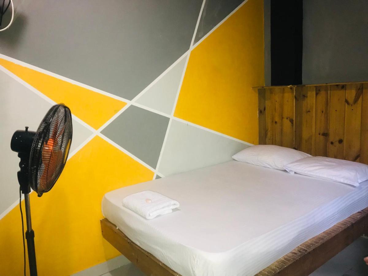 Alina Budget Hotel Кадувела Екстериор снимка