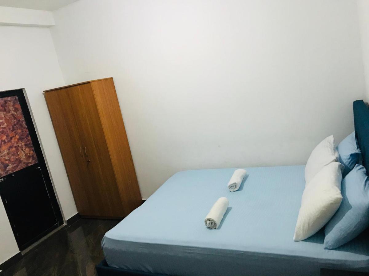 Alina Budget Hotel Кадувела Екстериор снимка