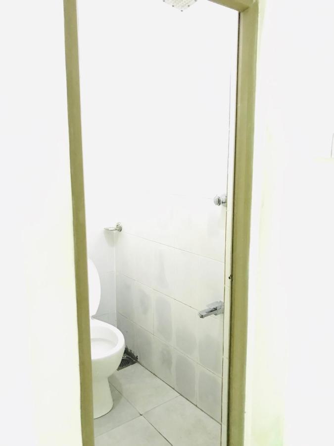 Alina Budget Hotel Кадувела Екстериор снимка